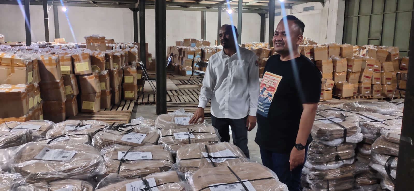 Awasi Penyortiran Surat Suara PSU PPWP dan DPRD Kota Mataram, Bawaslu Temukan Surat Suara Lebih dan Surat Suara Kurang.