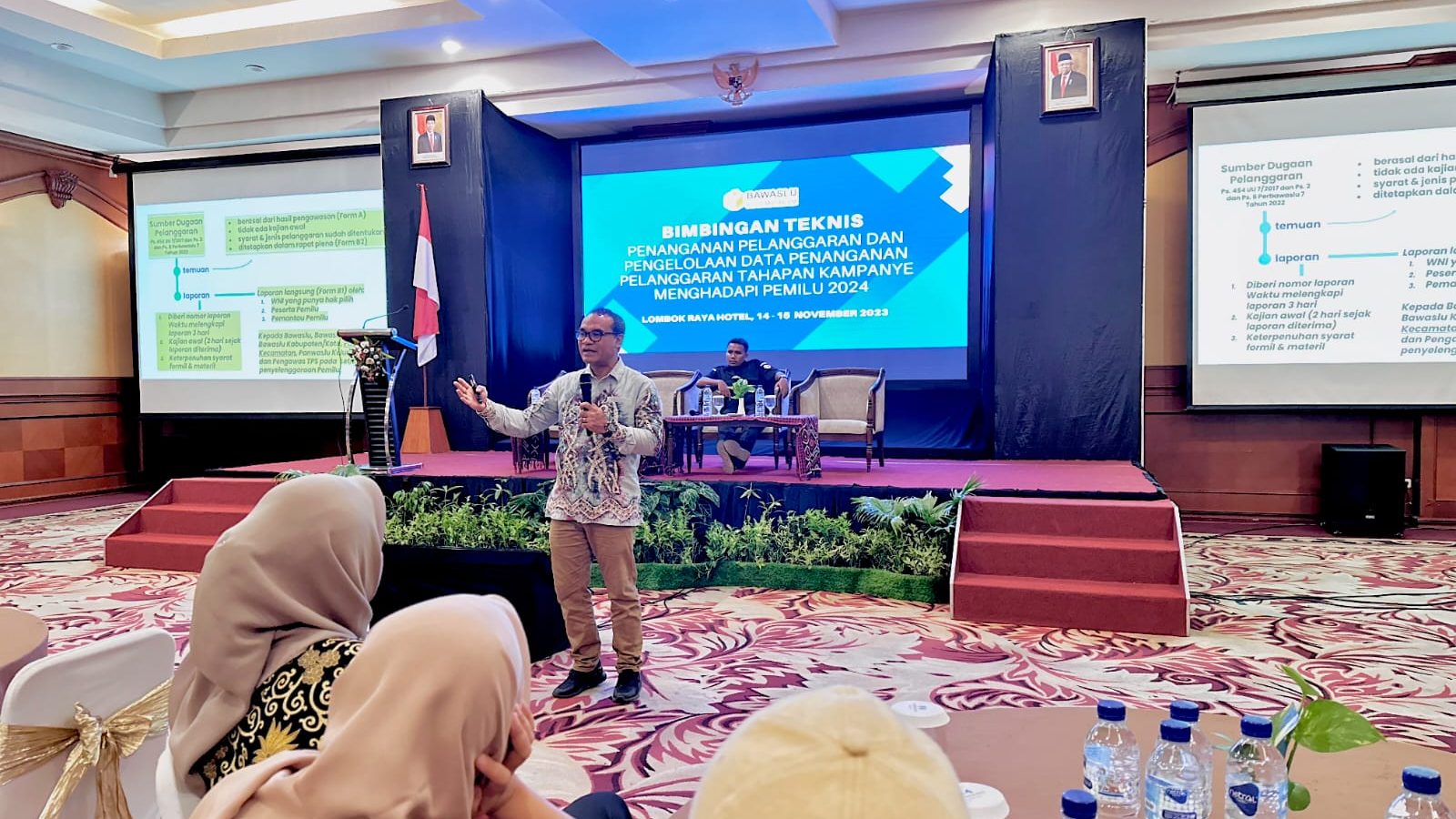 Perkuat jajaran dalam penanganan pelanggaran Bawaslu Kota Mataram Bimtek Panwascam dan PKD se-Kota Mataram.