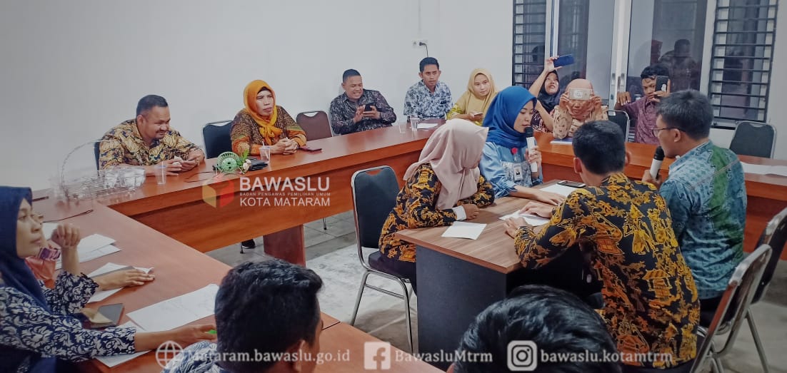 Perkuat Kapasitas SDM, Kordiv HPPS Laksanakan Coaching Clinic Tata Cara Penerimaan Laporan Dugaan Pelanggaran Pemilihan.