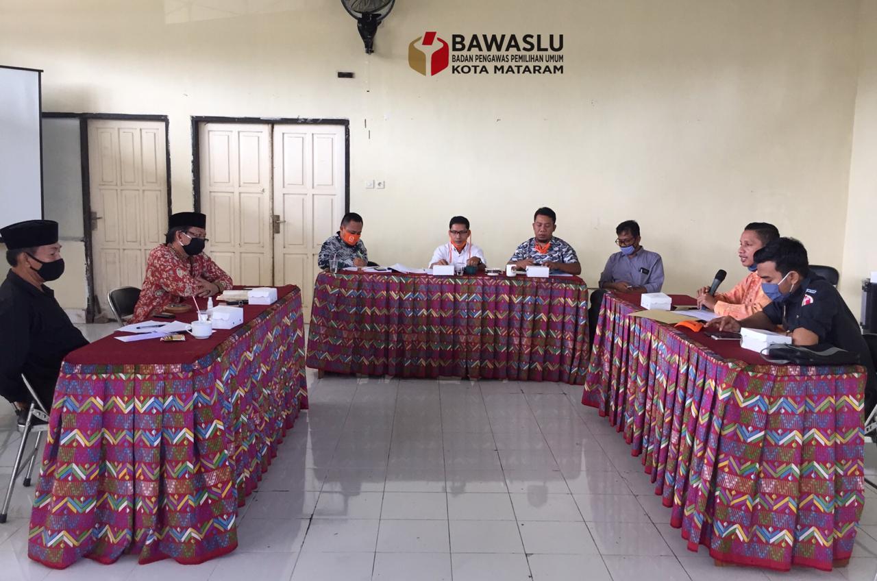 Hadiri Evaluasi Verfak oleh KPU, Bawaslu Kota Mataram : Pengawasan Sudah Sesuai Prosedur
