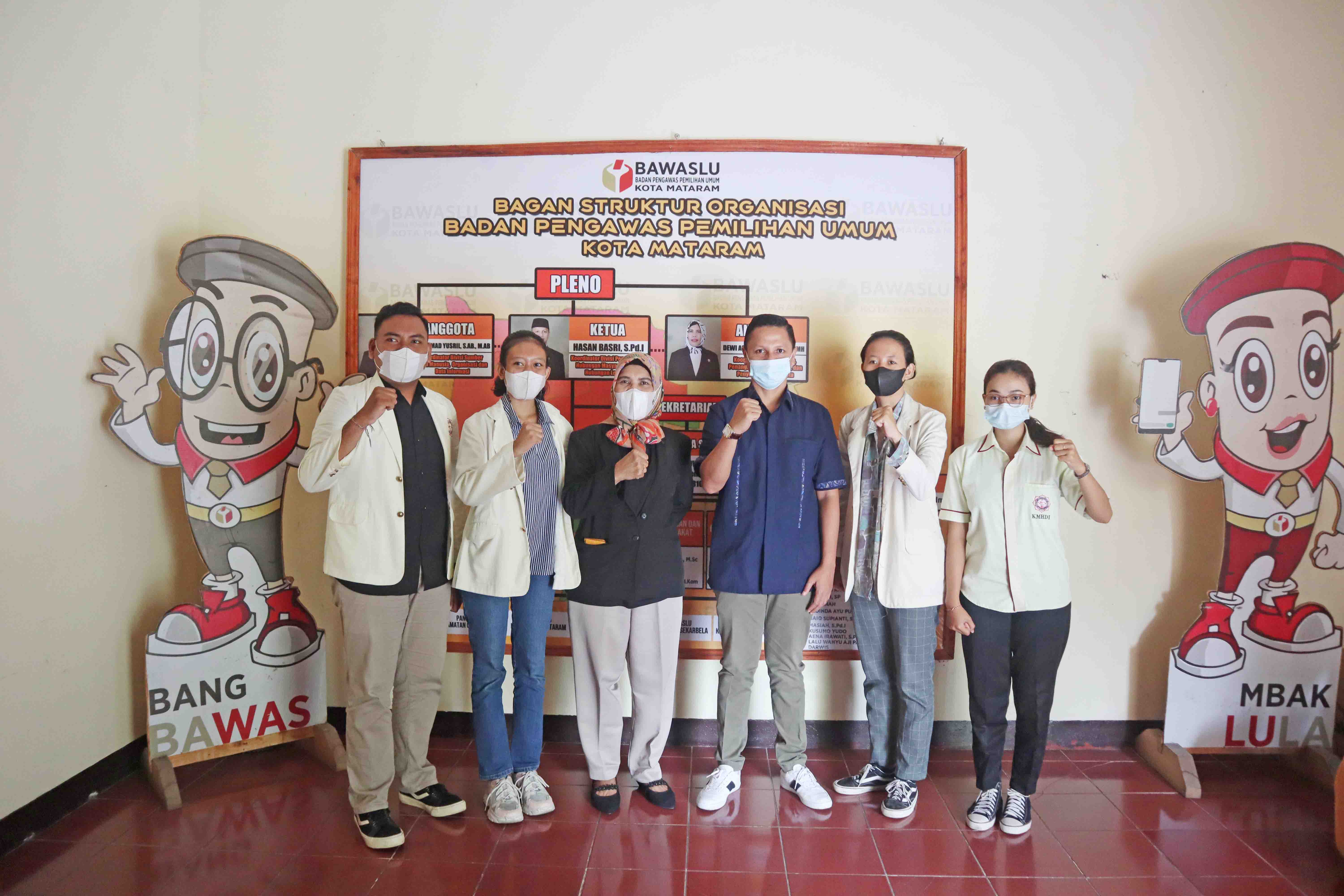 Terima Audiensi KMHDI PC Mataram, Bawaslu Komat Tekankan Pentingnya Pengawas Partisipatif Dari Mahasiswa.