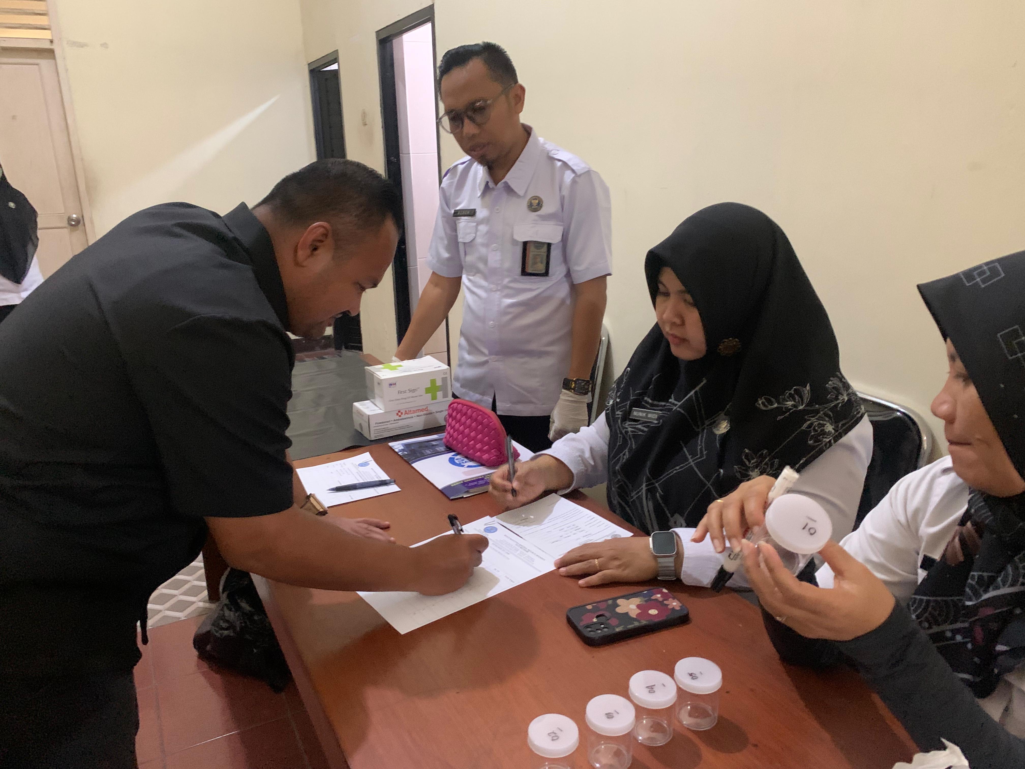 Foto Ketua Bawaslu Kota Matara