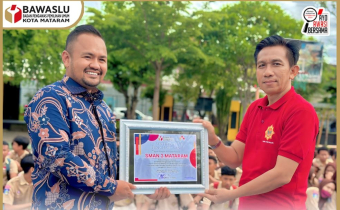 Sabtu Budaya di SMAN 3 Mataram, Bawaslu Kota Mataram, Ingatkan Guru ASN untuk Jaga Netralitas.