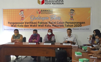 Hadapi Verfak Bapaslon Perseorangan, Bawaslu Kota Mataram Bimtek Panwaslu Kecamatan